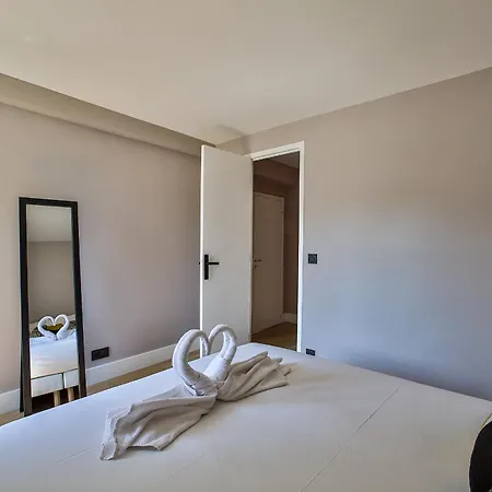 Apartment Elegant In The Heart Of The Marais Paris
